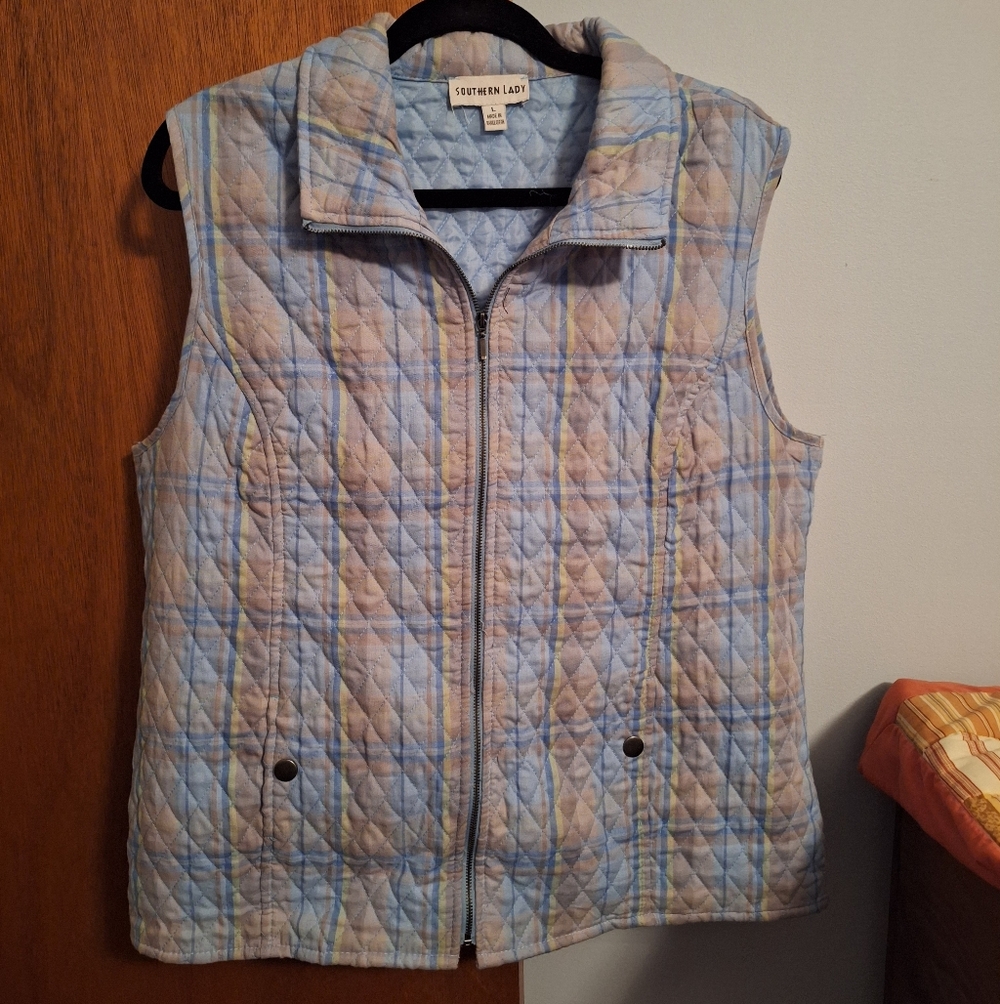 Southern Lady Women's Quilted Blue Plaid Vest Size L